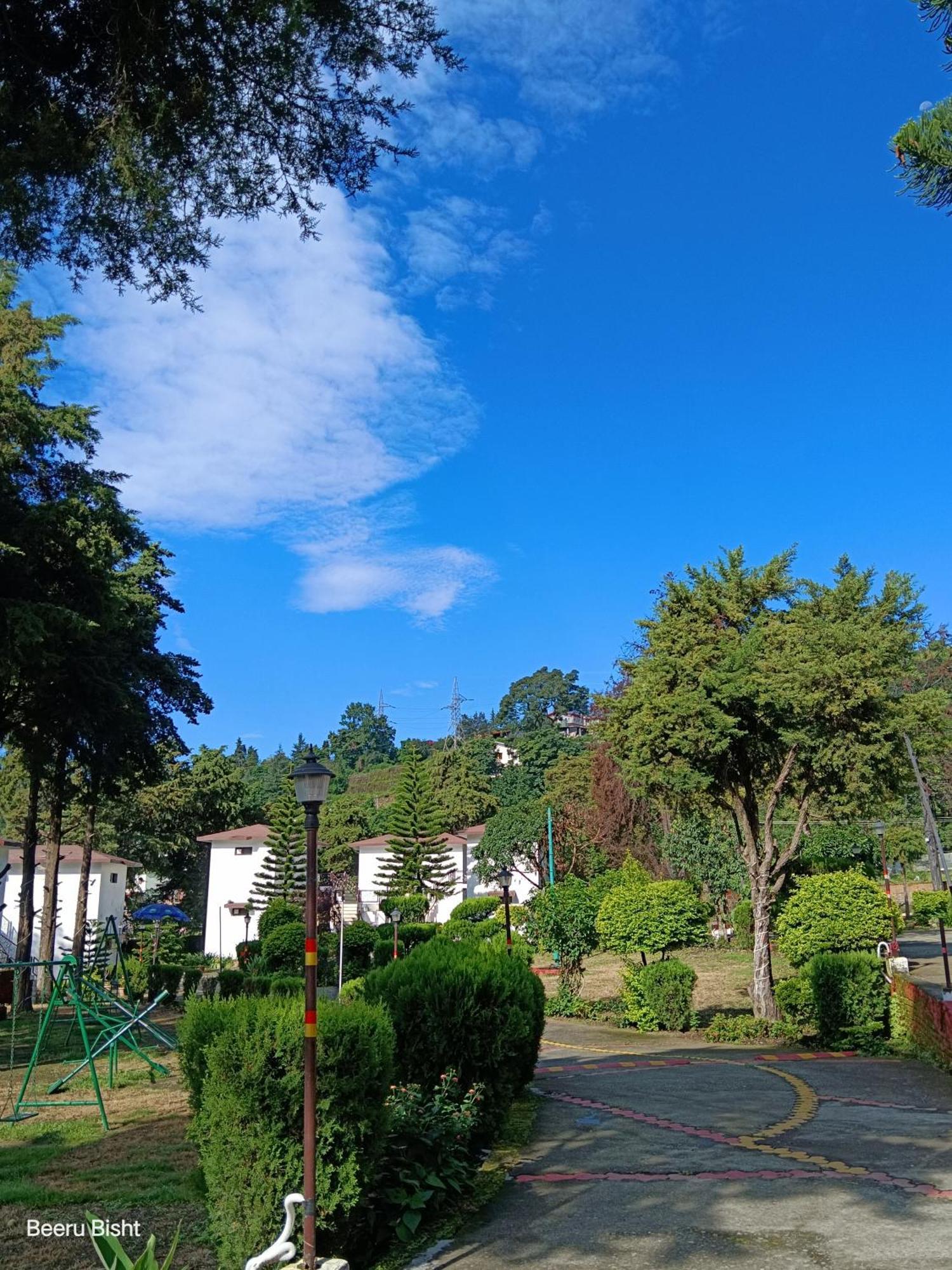Shikha Resort Ewentbliz Bhīm Tāl Buitenkant foto