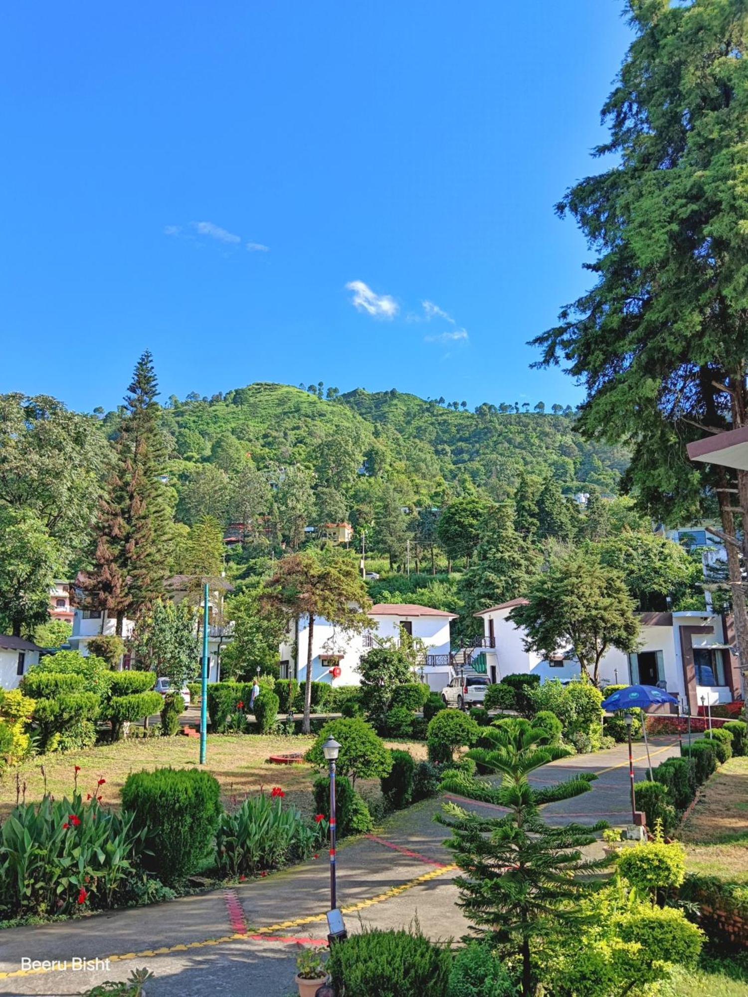 Shikha Resort Ewentbliz Bhīm Tāl Buitenkant foto