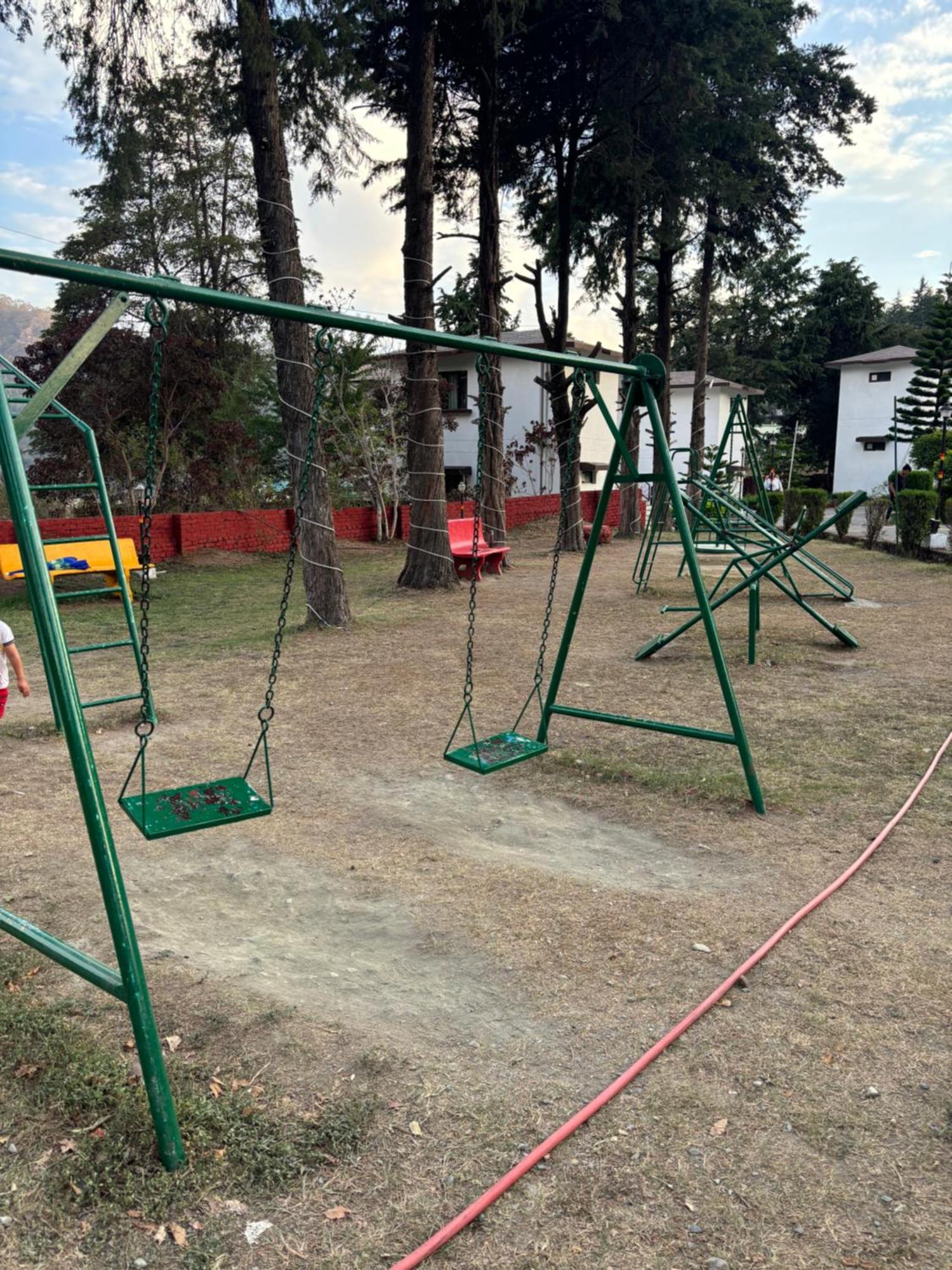 Shikha Resort Ewentbliz Bhīm Tāl Buitenkant foto